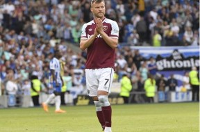 AYX SPORTS今晨西汉姆官宣签约：意甲节点到来；悬念犹存；轮换策略成焦点的简单介绍