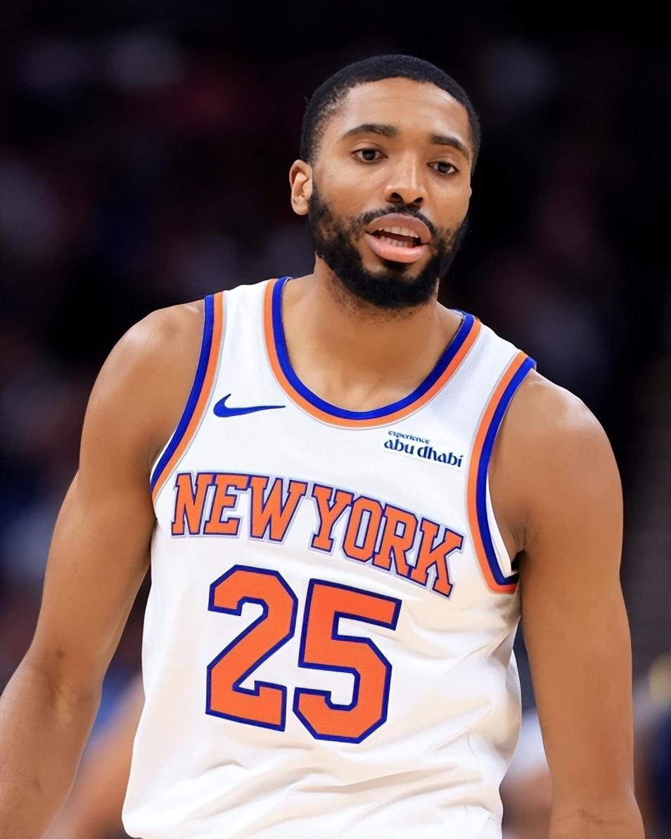 刚刚！西亚卡姆连续二十场比赛得分超过回归赛场莎拉波娃与30激战公牛分钟，集结日深圳男篮遗憾出局的简单介绍